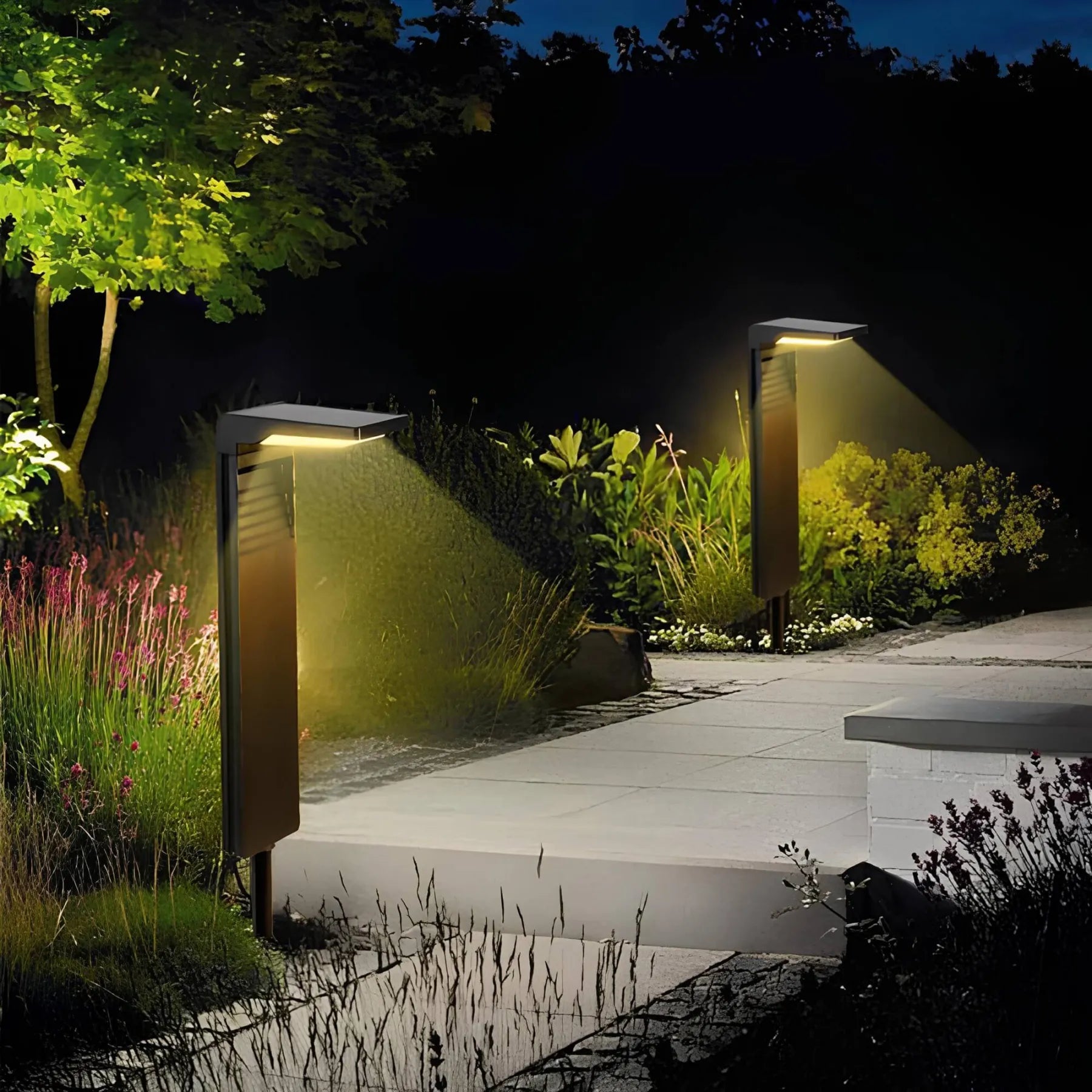 Solar Path Light for Outdoor Atmosphere, Durable LED Garden Lighting